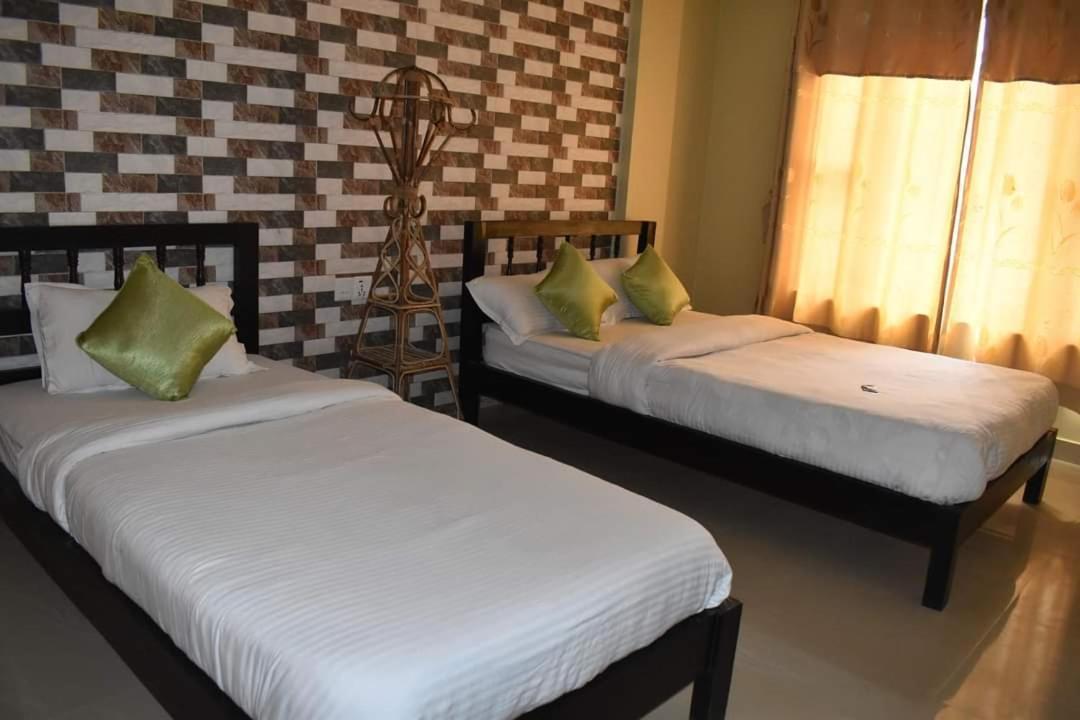 Hotel Garangja Bandipur Exterior photo